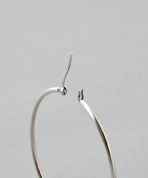 BEARDSLEY（ビアズリー）の「フープピアス（ピアス（両耳用）・レディース・シルバー・FREE）」の6枚目の写真