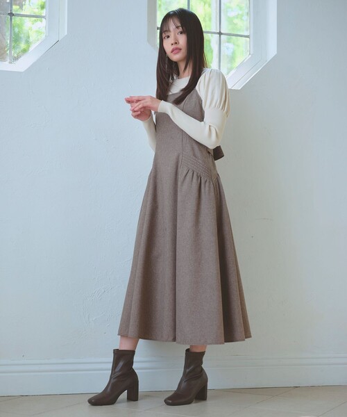 Feroux(フェルゥ)の「バッグリボン ジャンパースカート(スカート・レディース・ライトグレー系/ダークブラウン系・SMALL/MEDIUM)」の6枚目の写真