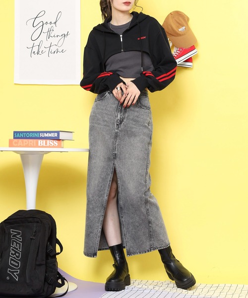 NERDY（ノルディ）の「ボレロフーディージップアップ（パーカー・レディース・ホワイト/グリーン/ブラック・M/S）」の6枚目の写真
