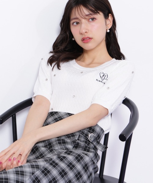 JILL by JILL STUART(ジルバイジルスチュアート)の「◇ミニケーブルハート刺繍ニット(ニット/セーター・レディース・ブラック/ブルー/ホワイト・FREE)」の2枚目の写真