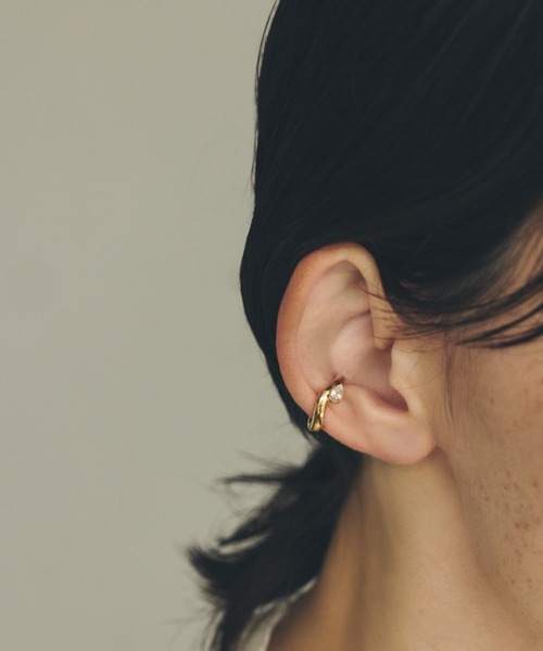 TEN.（テン）の「18KGP ルーチェイヤーカフ（イヤーカフ・レディース・ゴールド・FREE）」の2枚目の写真