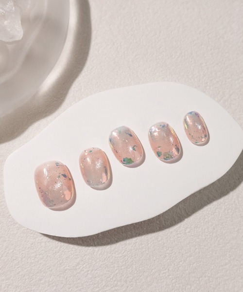 Anail（エーネイル）の「3D水光ネイルピンクグレージュマグネットゴールドミラーフレームオーバルネイルチップ⑦　夏ネイル（ネイルシール/ネイルチップ・レディース・ベージュ系その他/カーキ/ピンク/ナチュラル・LARGE/MEDIUM/SMALL）」の6枚目の写真