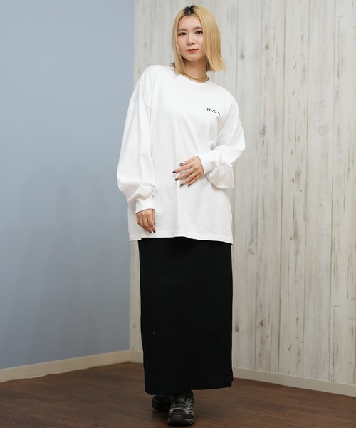 RVCA(ルーカ)の「RVCA/ルーカ バックプリントロンT オーバーサイズ BF044-P50(Tシャツ/カットソー・レディース・ホワイト×ブラック/ブラック×ピンク/ブラック×ホワイト/ブルー系その他・M/L)」の7枚目の写真