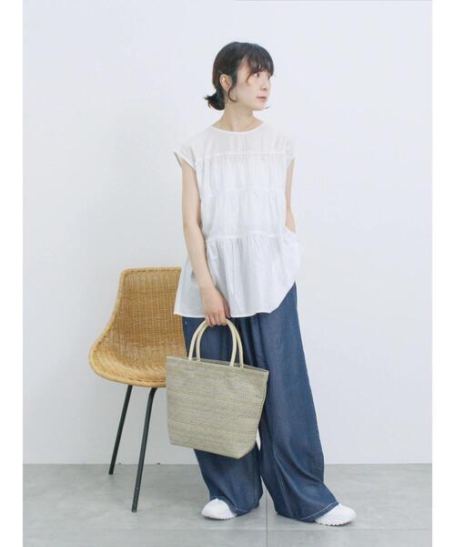 Samansa Mos2 blue（サマンサモスモスブルー）の「◎ティアードブラウス（シャツ/ブラウス・レディース・ブラック/チャコールグレー/オフホワイト・F）」の8枚目の写真