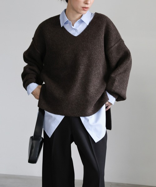 select MOCA（セレクトモカ）の「Vネックオーバーサイズニット（ニット