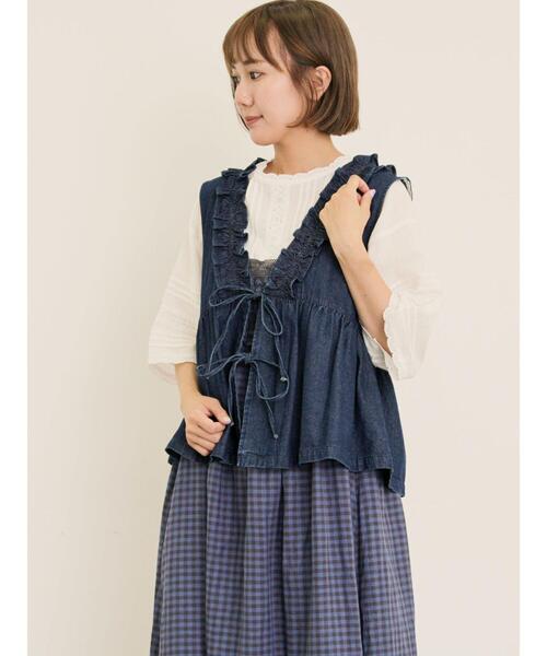 Samansa Mos2（サマンサ モスモス）の「刺繍デニムベスト（ベスト・レディース・ネイビー/ブラック/ブルー・F）」の3枚目の写真