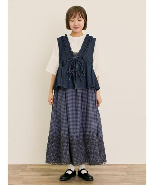 Samansa Mos2（サマンサ モスモス）の「刺繍デニムベスト（ベスト・レディース・ネイビー/ブラック/ブルー・F）」の12枚目の写真