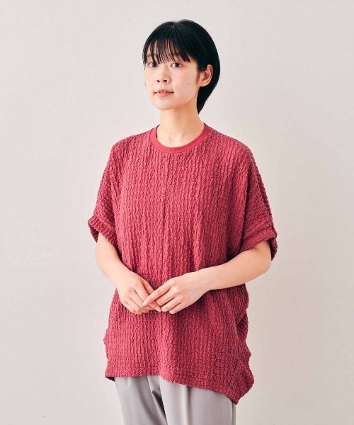 IEDIT(イディット)の「IEDIT シャーリングレースカットソー素材のふんわりプルオーバー(Tシャツ/カットソー・レディース・ライム/レッド/ホワイト・3L/LL/L/M/S/4L)」の3枚目の写真