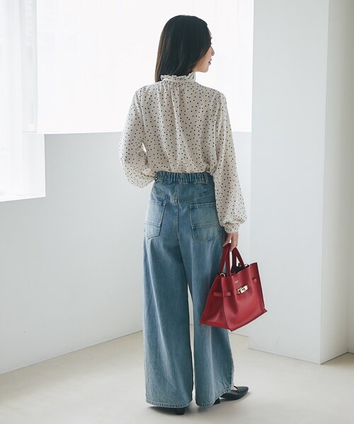 La boutique BonBon(ラブティックボンボン)の「【お上品映え】ドットプリントフリル衿ブラウス(シャツ/ブラウス・レディース・オフホワイト/ネイビー・FREE)」の9枚目の写真