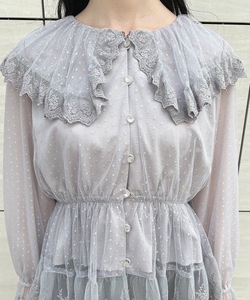 an another angelus(アンアナザーアンジェラス)の「レース使いドットチュールブラウス(シャツ/ブラウス・レディース・ライトグレー/アイボリー・FREE)」の13枚目の写真