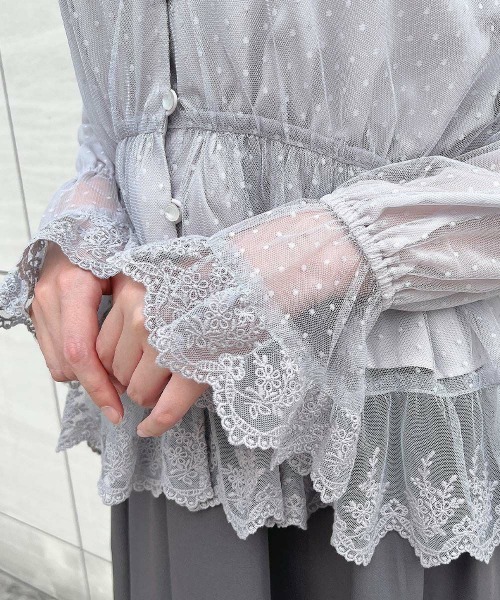 an another angelus(アンアナザーアンジェラス)の「レース使いドットチュールブラウス(シャツ/ブラウス・レディース・ライトグレー/アイボリー・FREE)」の15枚目の写真