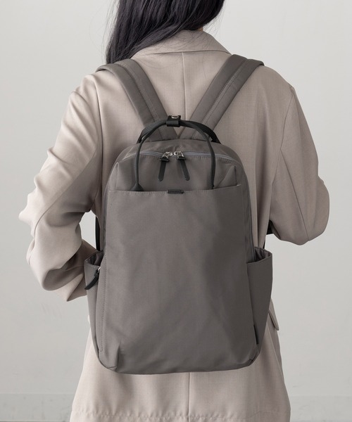 A by MAGASIN DE MODE(エーバイマガジンデモード)の「【A By MAGASIN DE MODE】e.e.p.ナローハンドルリュック SNBD(バックパック/リュック・レディース・ブラック/チャコールグレー・FREE)」の2枚目の写真