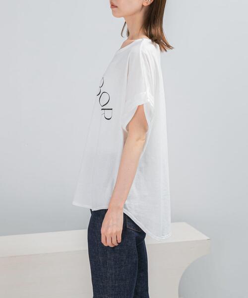 URBAN RESEARCH ROSSO WOMEN（アーバンリサーチ　ロッソ）の「CHIGNON　アーチロゴフレンチ（Tシャツ/カットソー・レディース・ブラック/ホワイト/ネイビー・FREE）」の6枚目の写真