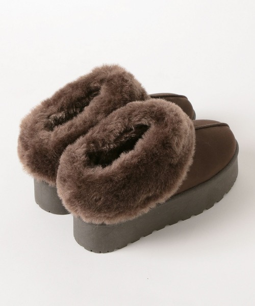 LAKOLE（ラコレ）の「フェイクムートンスリッポン / 571339（スリッポン・レディース・キャメル/ダークブラウン・LARGE/MEDIUM）」の8枚目の写真