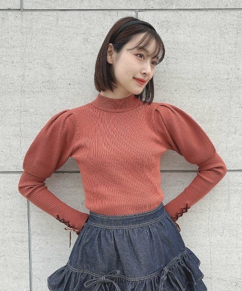 F i.n.t（フィント）の「袖口レースアップリブニットプルオーバー/fint フィント（ニット/セーター・レディース・ライトベージュ/ダークオレンジ/オフホワイト・FREE）」の8枚目の写真