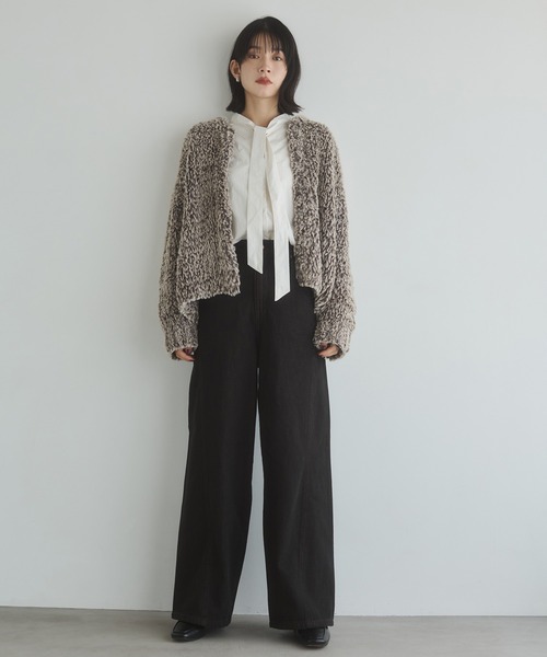 hunch(ハンチ)の「前後2WAY ボウタイブラウス(シャツ/ブラウス・レディース・オフホワイト/チャコール/ダークベージュ・FREE)」の13枚目の写真