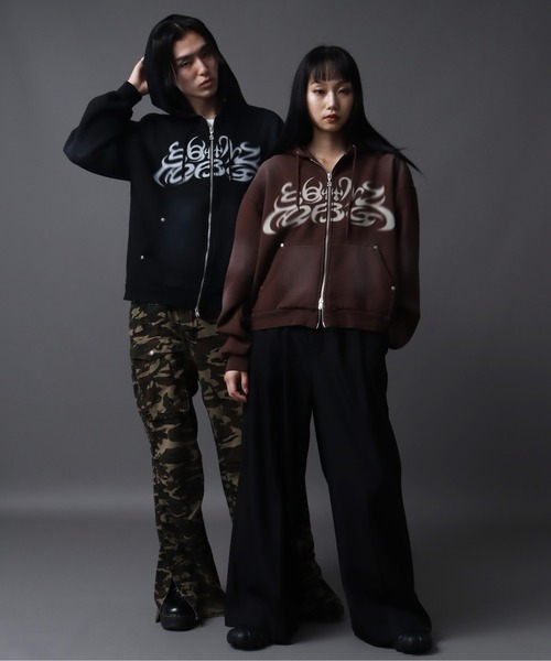 Art re A select（アトリエセレクト）の「【SEQUENZ（シークエンズ）】SQNZ NEW O.G LOGO FADE ZIP P/K（パーカー・メンズ・ブラウン/ピンク/グリーン系カモフラージュ/ブラック・S/L/M）」の12枚目の写真