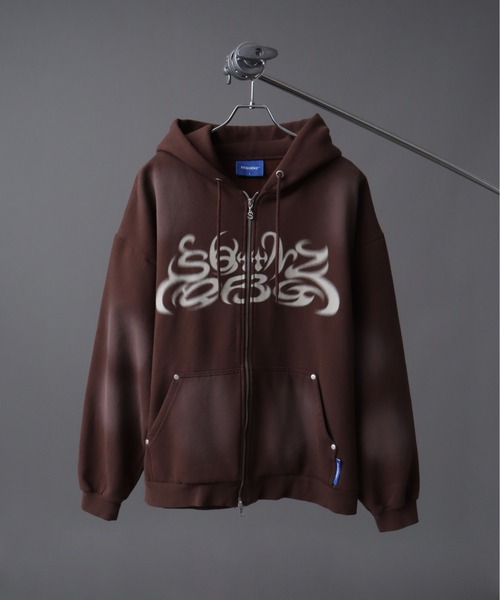 Art re A select（アトリエセレクト）の「【SEQUENZ（シークエンズ）】SQNZ NEW O.G LOGO FADE ZIP P/K（パーカー・メンズ・ブラウン/ピンク/グリーン系カモフラージュ/ブラック・S/L/M）」の13枚目の写真