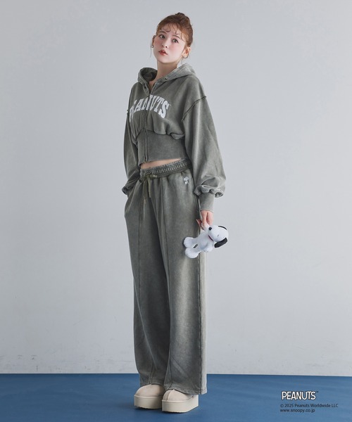 one after another NICE CLAUP(ワンアフターアナザーナイスクラップ)の「【PEANUTSコラボ】セットアップ対応/スヌーピー刺繍入りスウェットパンツ(スウェットパンツ・レディース・ブラック/カーキ/オートミール・FREE)」の20枚目の写真