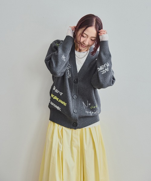 LHELBIE（レルビエ）の「刺繍ロゴニットカーディガン（カーディガン/ボレロ・レディース・グレー/ネイビー/アイボリー・M）」の13枚目の写真