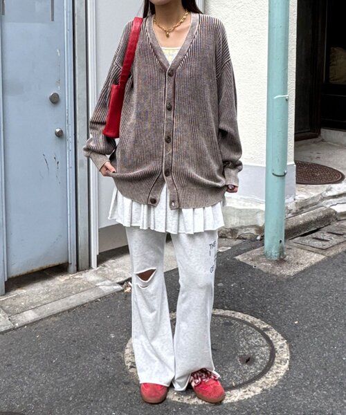 CIAOPANIC(チャオパニック)の「ストーンウォッシュニットカーディガン(カーディガン/ボレロ・レディース・アイボリー/ブラック/ブラウン/ネイビー/ピンク・FREE)」の6枚目の写真