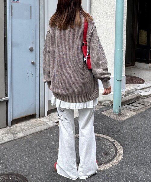 CIAOPANIC(チャオパニック)の「ストーンウォッシュニットカーディガン(カーディガン/ボレロ・レディース・アイボリー/ブラック/ブラウン/ネイビー/ピンク・FREE)」の11枚目の写真