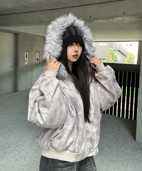 KsG(ケーエスジー)の「Wash Gray Fur Down Jacket(ダウンジャケット/コート・レディース・グレー・SMALL/MEDIUM/LARGE/X-LARGE)」の12枚目の写真