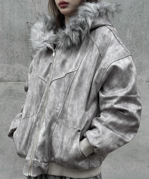 KsG(ケーエスジー)の「Wash Gray Fur Down Jacket(ダウンジャケット/コート・レディース・グレー・SMALL/MEDIUM/LARGE/X-LARGE)」の10枚目の写真
