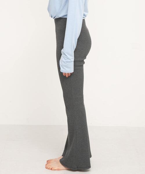 URBAN RESEARCH Sonny Label(アーバンリサーチサニーレーベル)の「SLAB Flare Rib Leggings(その他パンツ・レディース・チャコールグレー/ブラック・S-M/M-L)」の20枚目の写真