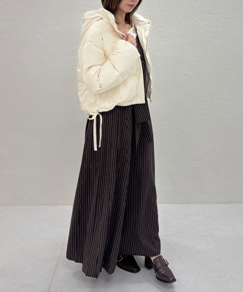 31 Sons de mode（トランテアン　ソン　ドゥ　モード）の「2025秋冬新作 サイドリボンフード付ショートダウン（ダウンジャケット/コート・レディース・ラベンダー/ブラック/アイボリー・S/M）」の15枚目の写真