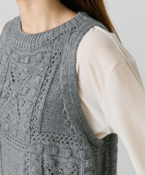PUAL CE CIN（ピュアルセシン）の「ポップコーン編みニットベスト（ベスト・レディース・オートミール/グレー・FREE）」の5枚目の写真