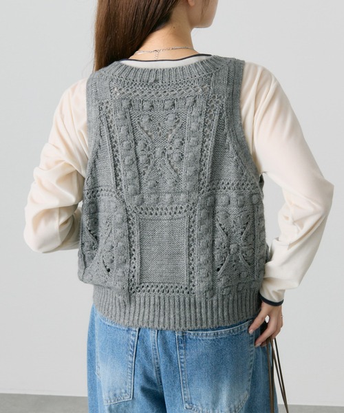 PUAL CE CIN（ピュアルセシン）の「ポップコーン編みニットベスト（ベスト・レディース・オートミール/グレー・FREE）」の18枚目の写真