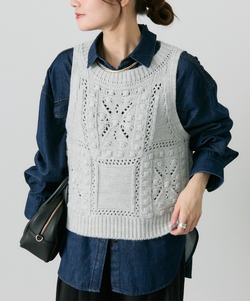 PUAL CE CIN（ピュアルセシン）の「ポップコーン編みニットベスト（ベスト・レディース・オートミール/グレー・FREE）」の9枚目の写真