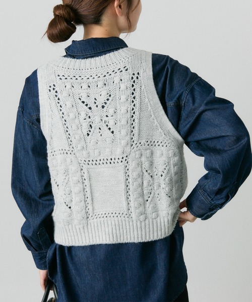 PUAL CE CIN（ピュアルセシン）の「ポップコーン編みニットベスト（ベスト・レディース・オートミール/グレー・FREE）」の11枚目の写真