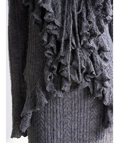 セール】ラッフルデザインニットプルオーバー（ニット/セーター