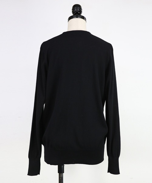 and it_（アンドイット）の「オーディナリーコットンニットVネックカーディガン（カーディガン/ボレロ・レディース・ブラック/チャコール・LL/M/L）」の21枚目の写真