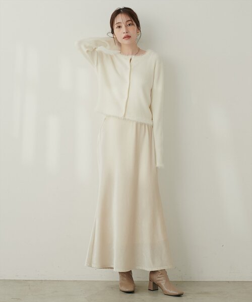 natural couture（ナチュラルクチュール）の「ベロアマーメイドスカート（スカート・レディース・モカ/ピンク/ブラック/オフホワイト・FREE/LARGE）」の2枚目の写真