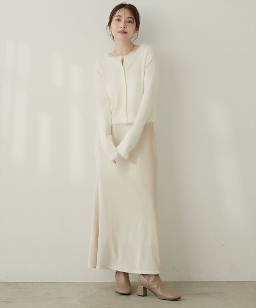 natural couture（ナチュラルクチュール）の「ベロアマーメイドスカート（スカート・レディース・モカ/ピンク/ブラック/オフホワイト・FREE/LARGE）」の21枚目の写真