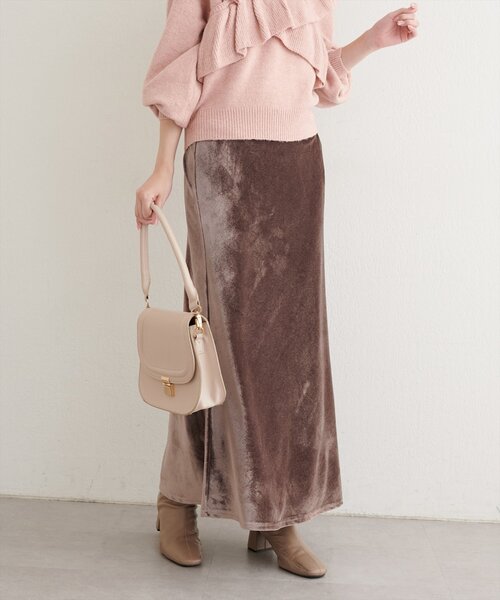 natural couture（ナチュラルクチュール）の「ベロアマーメイドスカート（スカート・レディース・モカ/ピンク/ブラック/オフホワイト・FREE/LARGE）」の11枚目の写真