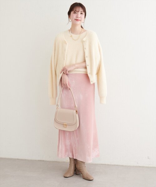 natural couture（ナチュラルクチュール）の「ベロアマーメイドスカート（スカート・レディース・モカ/ピンク/ブラック/オフホワイト・FREE/LARGE）」の16枚目の写真