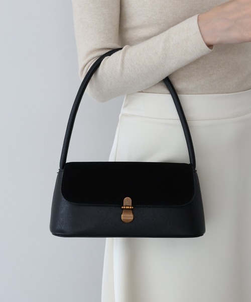 BLUEEAST(ブルーイースト)の「スウェードスクエアミニバッグ(ハンドバッグ・レディース・キャメル/レオパード/ブラック・FREE)」の2枚目の写真