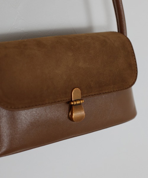 BLUEEAST(ブルーイースト)の「スウェードスクエアミニバッグ(ハンドバッグ・レディース・キャメル/レオパード/ブラック・FREE)」の19枚目の写真