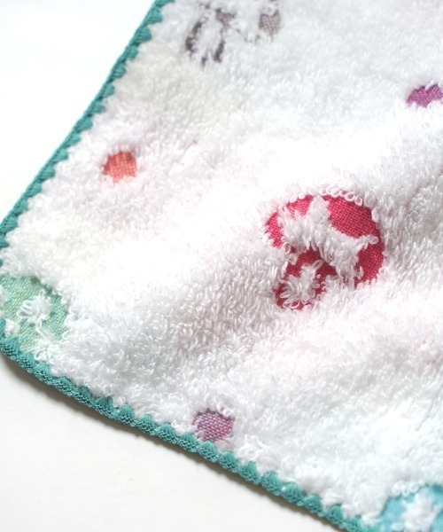 Hoppetta（ホッペッタ）の「【Hoppetta(ホッペッタ)】チャームハンカチ シャンピニオン（ベビーカー/ベビーカー用品・キッズ・マルチ・ONE SIZE）」の5枚目の写真