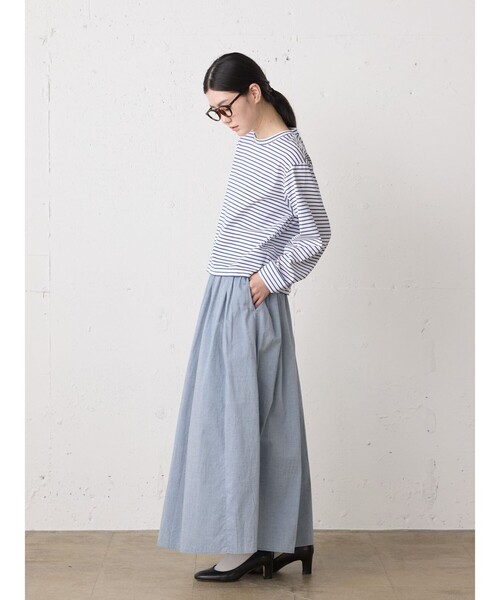 MidiUmi(ミディウミ)の「MidiUmi シャンブレーギャザースカート(スカート・レディース・ブルー・FREE)」の5枚目の写真