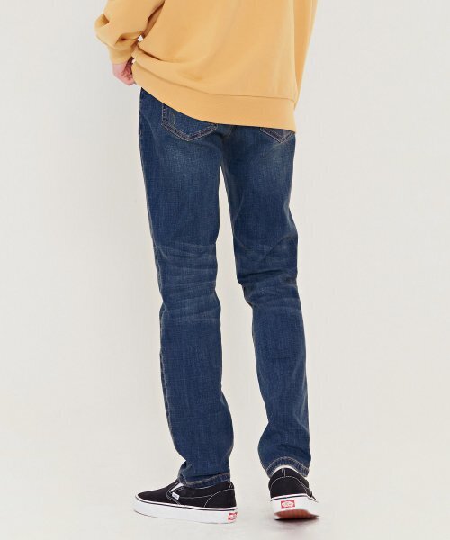 CHASECULT（チェイスカルト）の「男性Mトーンインバンディングテーパードデニム-BERK2312B0N（デニムパンツ・メンズ・ブルー・70/76/82）」の3枚目の写真