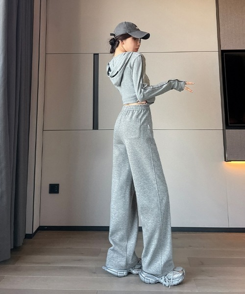 HANDO(ハンド)の「センターラインスウェットワイドパンツ/美脚リラックスジャージーパンツ(スウェットパンツ・レディース・ネイビー/チャコール/カーキ/ワイン/アイボリー/ブラック/グレー・S/M/L/XL/XXL)」の12枚目の写真