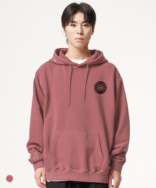ARTISTWEAR（アーティストウェア）の「[ATW] SK8RZ Pigment Hood（パーカー・レディース・レッド・MEDIUM/LARGE/X-LARGE）」の2枚目の写真
