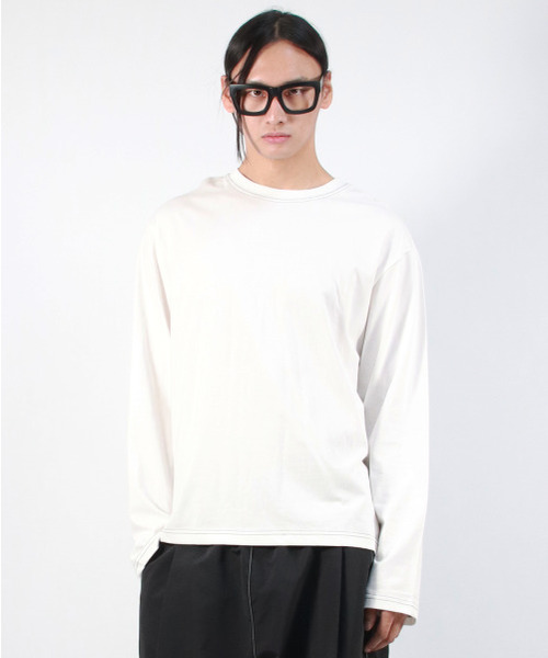 DEMARC（ドゥマーク）の「M OUTSTITCH LOOSE FIT LONG SLEEVE TEE - White（Tシャツ/カットソー・メンズ・その他・LARGE/MEDIUM）」の3枚目の写真
