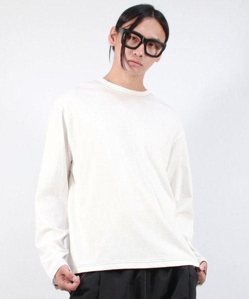 DEMARC（ドゥマーク）の「M OUTSTITCH LOOSE FIT LONG SLEEVE TEE - White（Tシャツ/カットソー・メンズ・その他・LARGE/MEDIUM）」の5枚目の写真