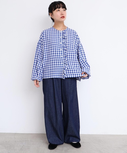 l'atelier du savon（アトリエドサボン）の「スウェットみたいな裾ゴムデニムパンツ（デニムパンツ・レディース・ネイビー・FREE）」の7枚目の写真